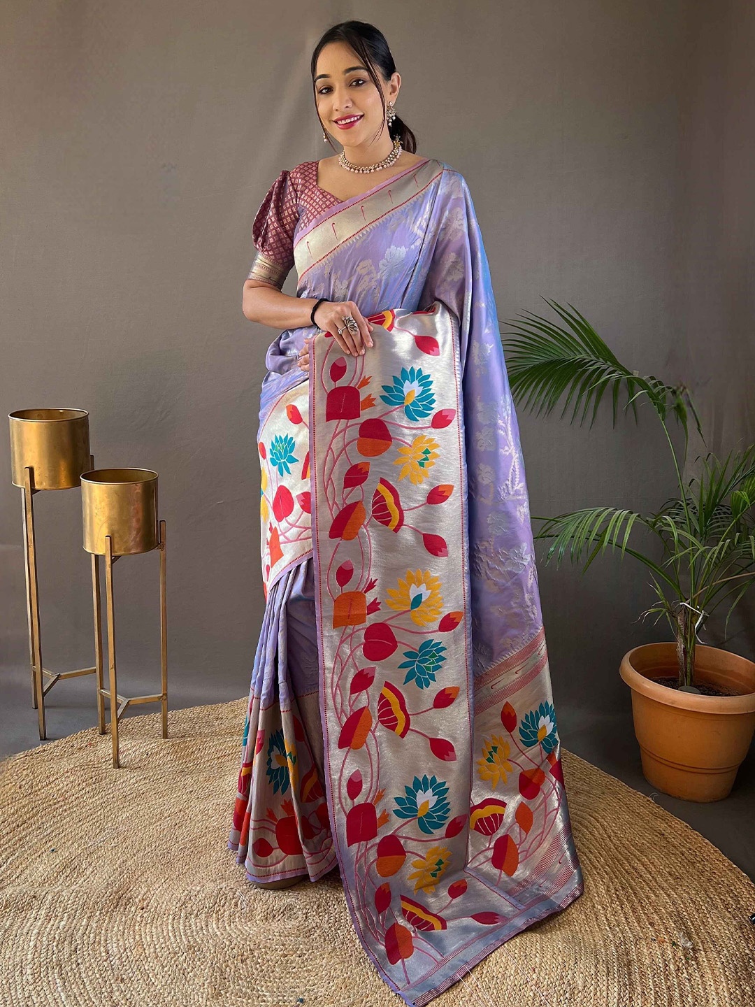 

DEVATITHI Woven Design Zari Paithani Saree, Lavender