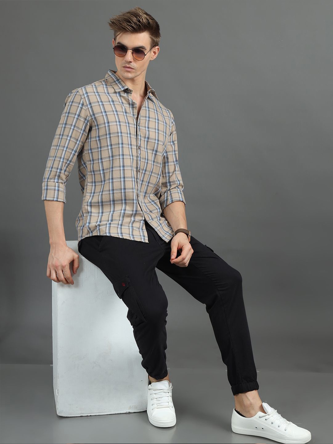 

Bushirt Men Classic Tartan Checks Opaque Checked Casual Shirt, Beige