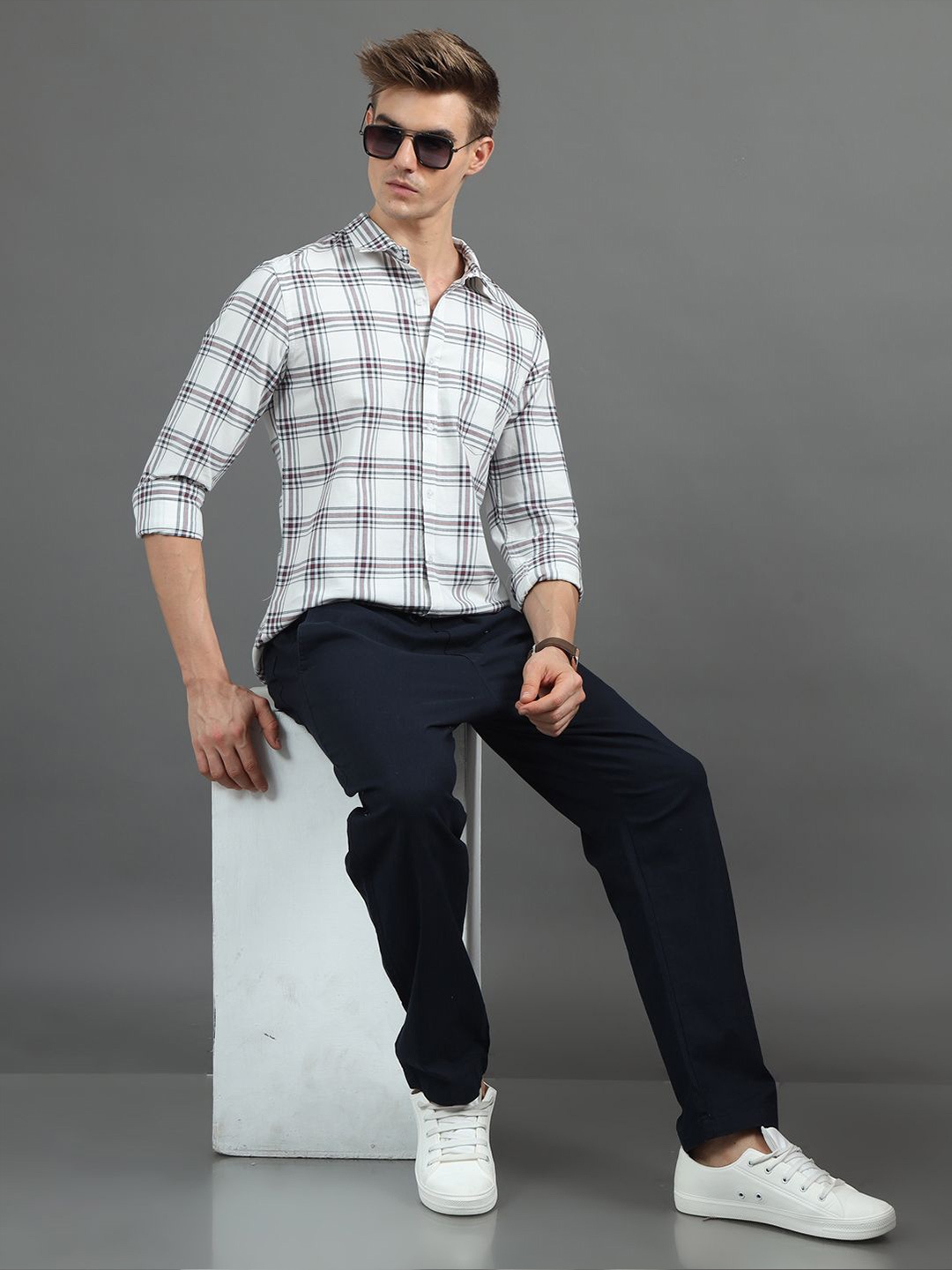 

Bushirt Men Classic Tartan Checks Opaque Checked Casual Shirt, White