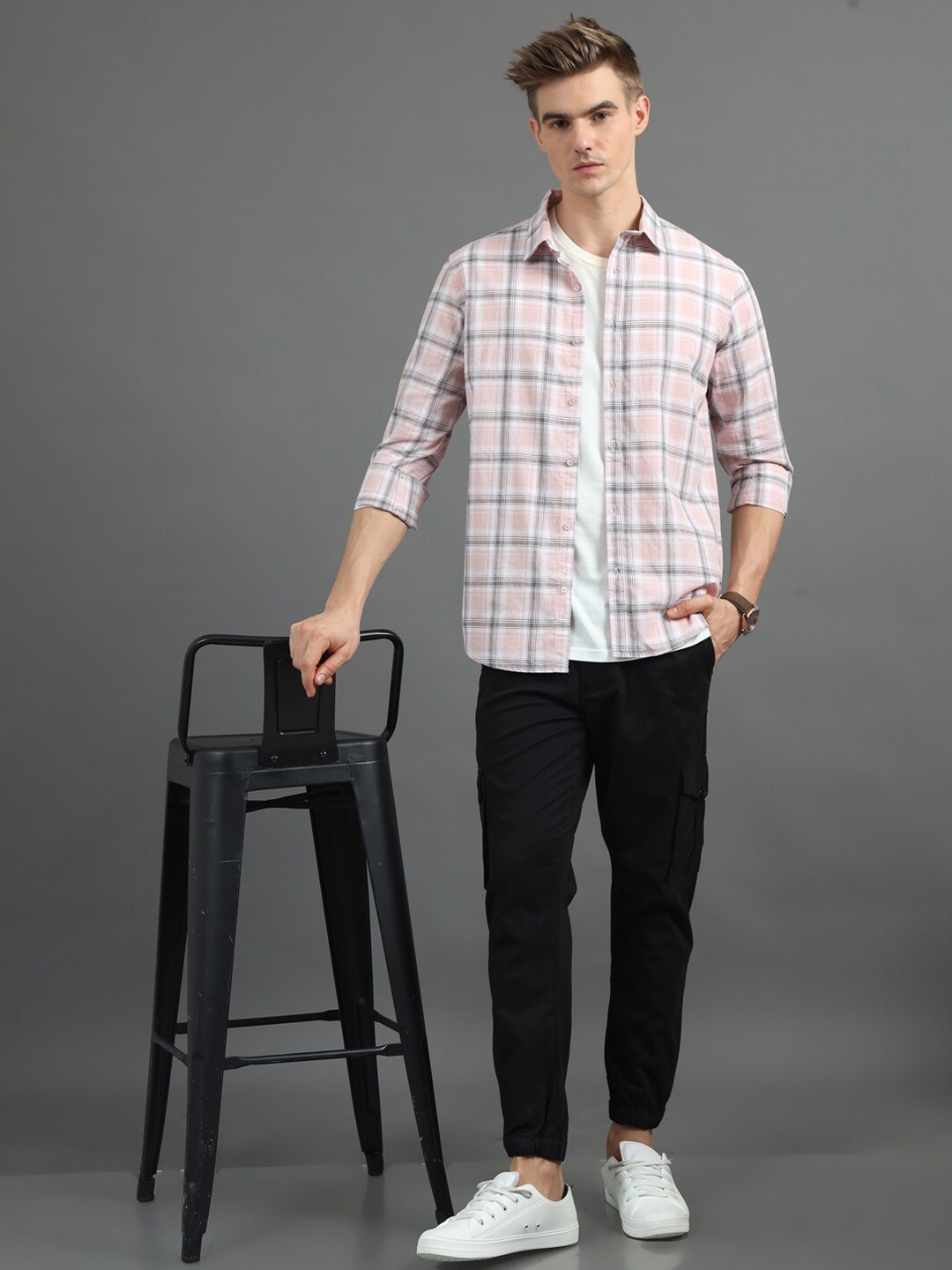 

Bushirt Men Classic Tartan Checks Opaque Checked Casual Shirt, Pink