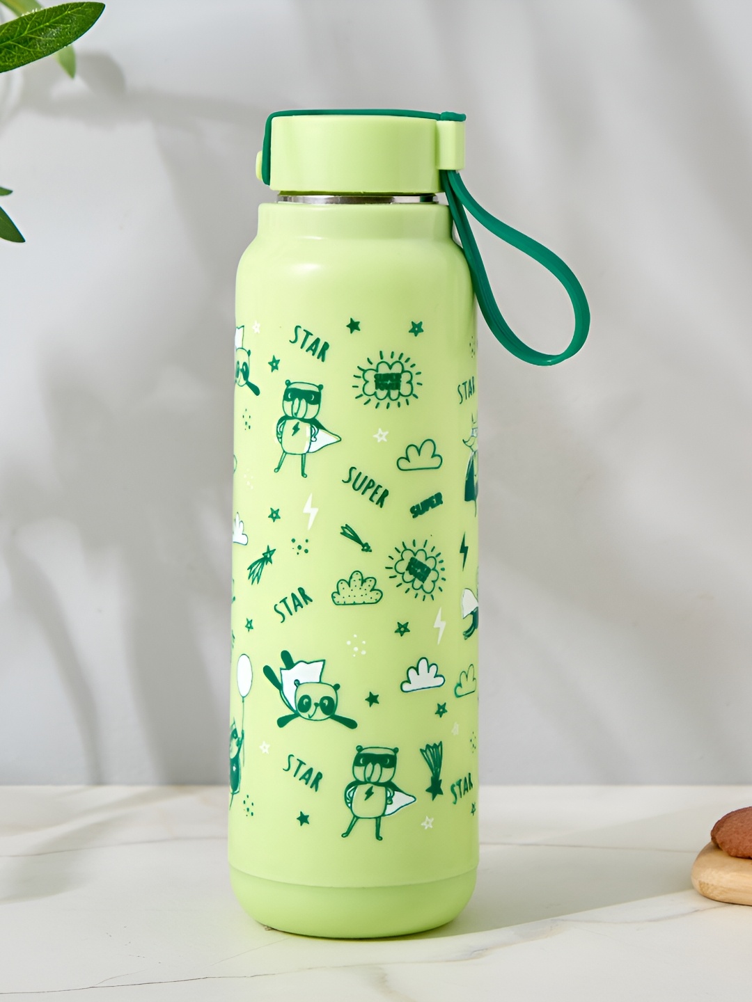 

Home Centre Green & White Single Stainless Steel Printed Water Bottle