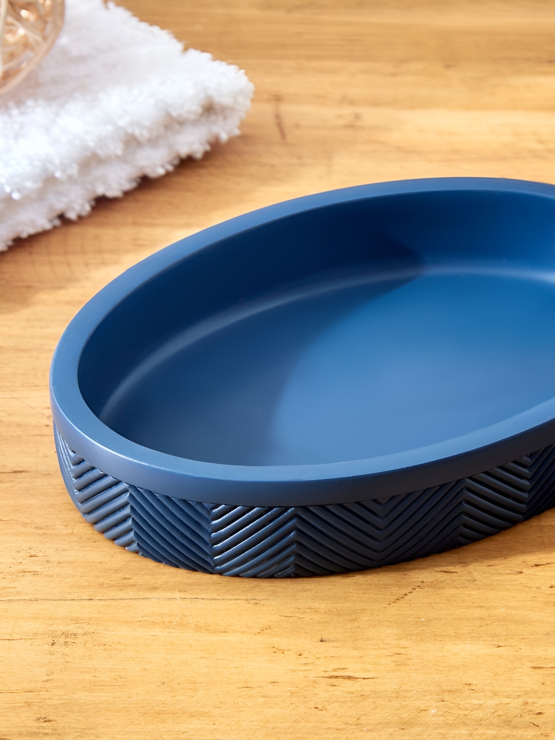 

Home Centre Blue Textured Polyresin Soap Dish