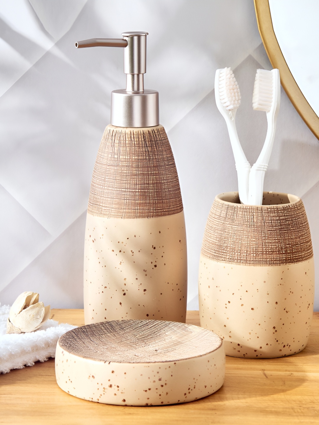 

Home Centre Beige & Brown Pack Of 3 Textured Ceramic Bath Accessories Set