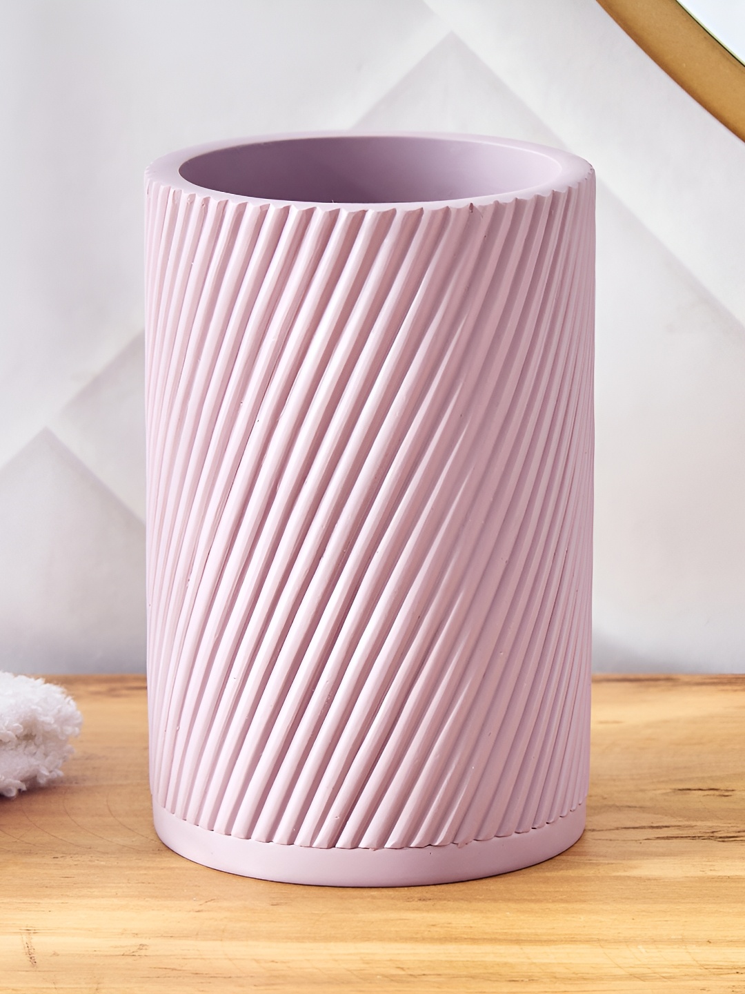 

Home Centre Purple Striped Polyresin Toothbrush Holder