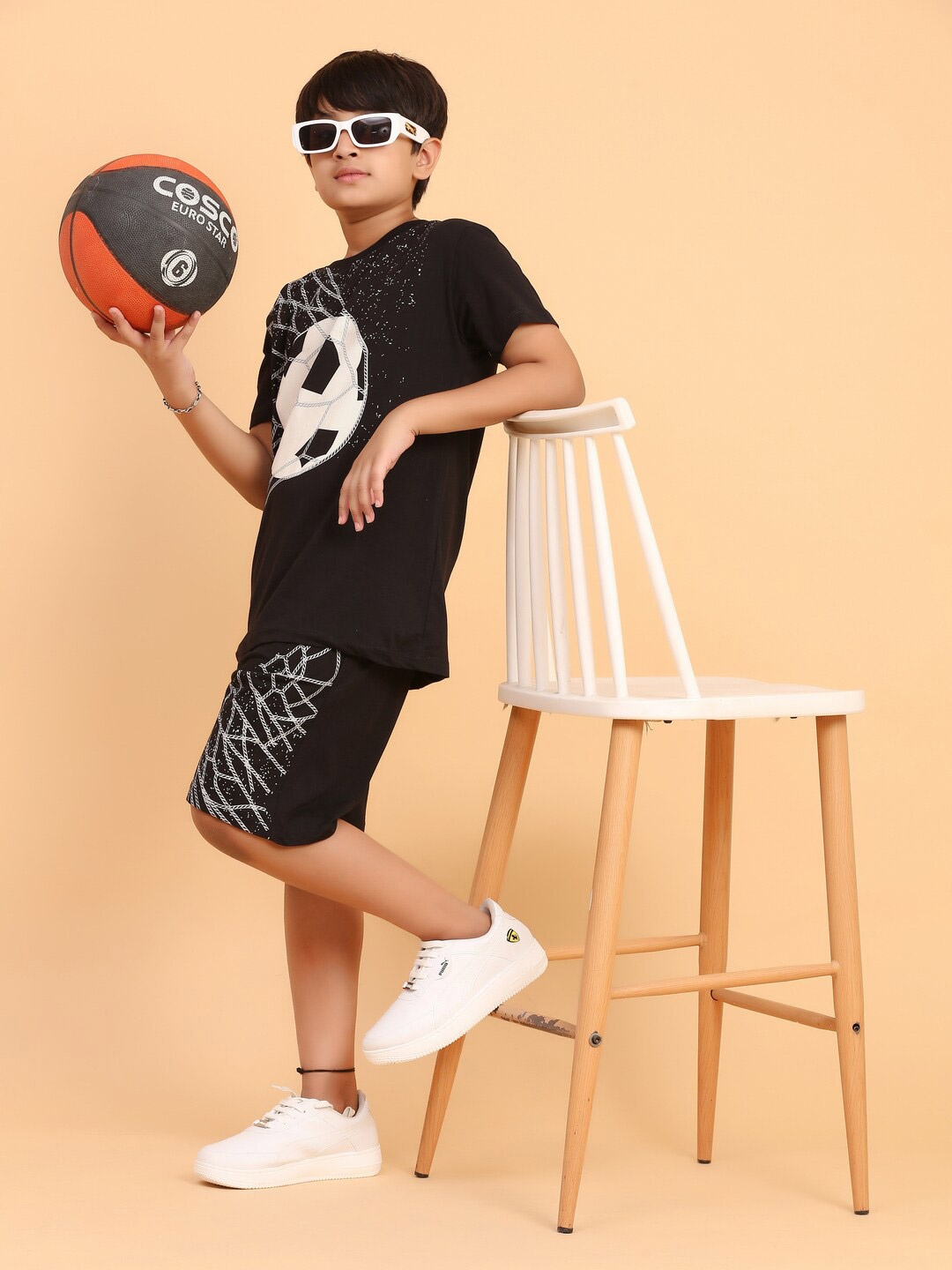 

Ninos Dreams Boys Printed T-shirt with Shorts Coords, Black