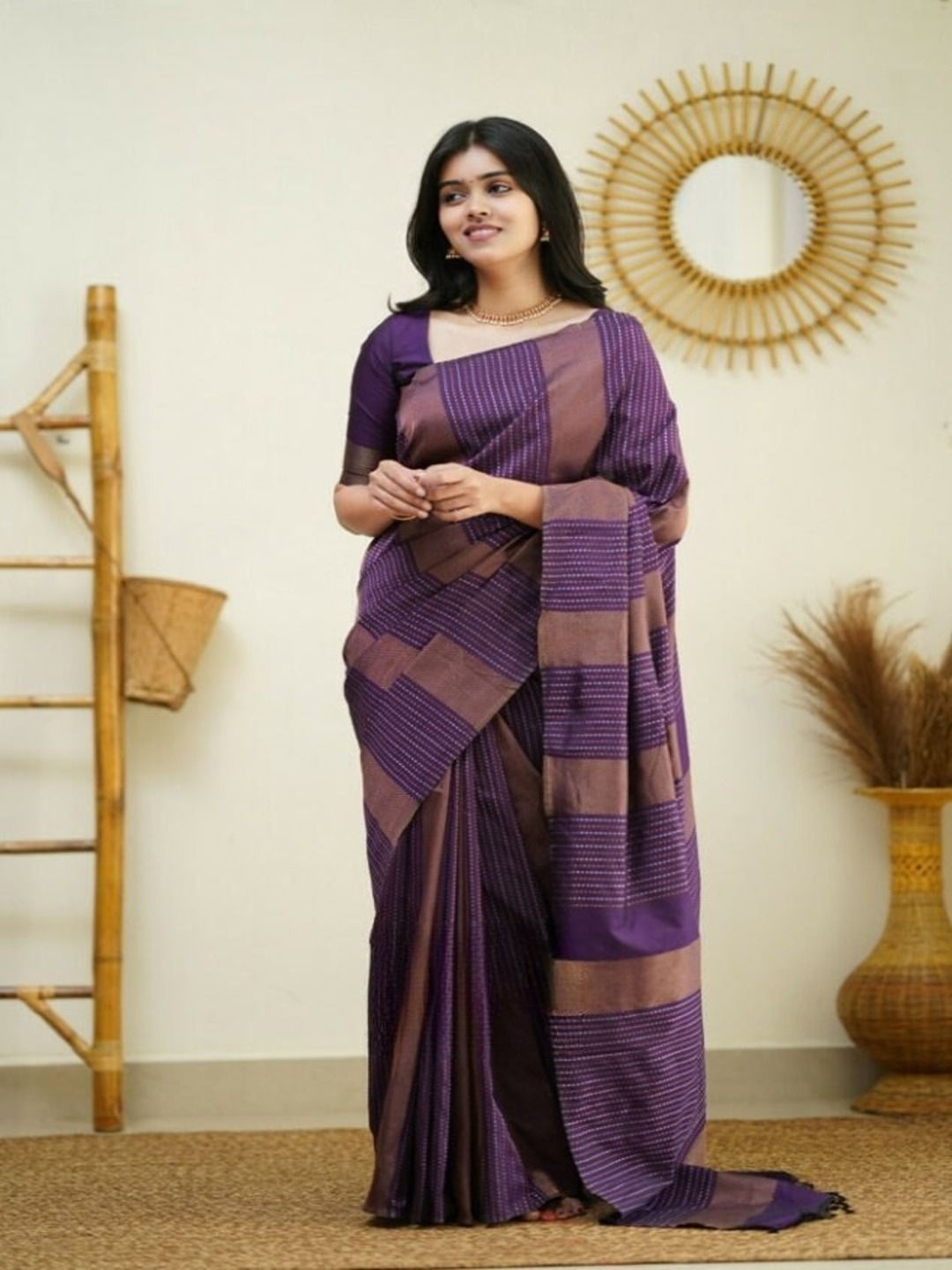 

ESOMIC EXPORT Striped Zari Art Silk Banarasi Saree, Burgundy