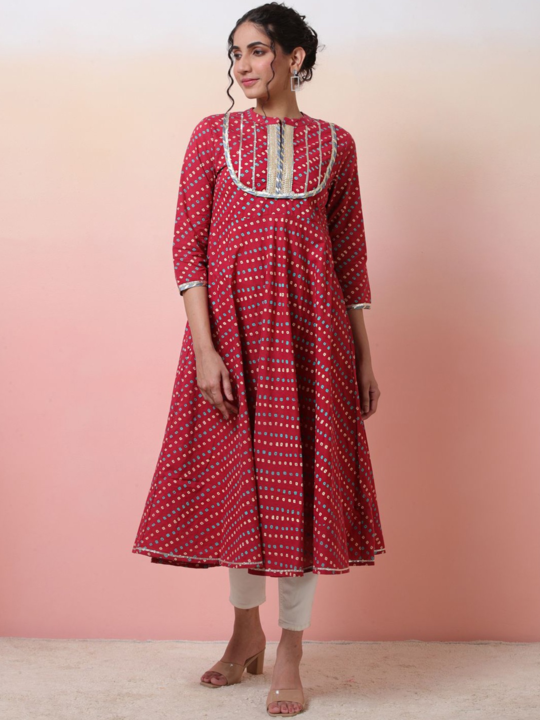 

Sangria Women Bandhani-Printed Cotton Mandarin Collar A-Line Kurta, Red