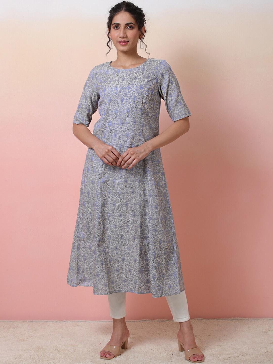 

Sangria Women Paisley Printed A-Line Kurta, Grey