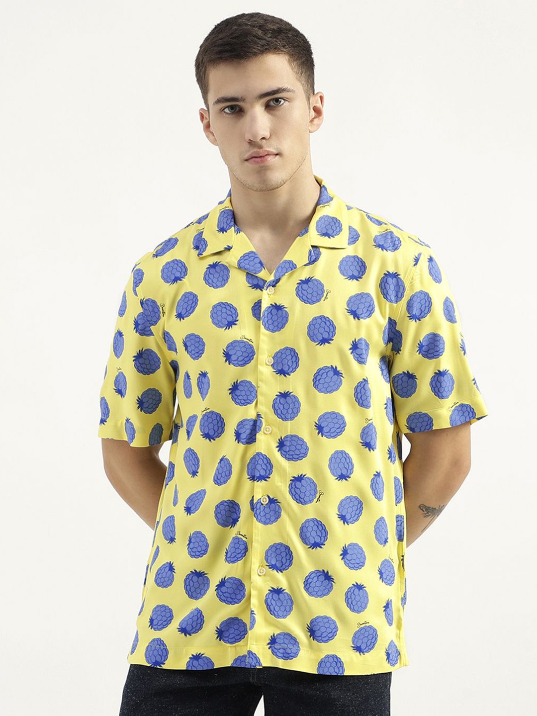 

United Colors of Benetton Men Opaque Printed Casual Shirt, Yellow