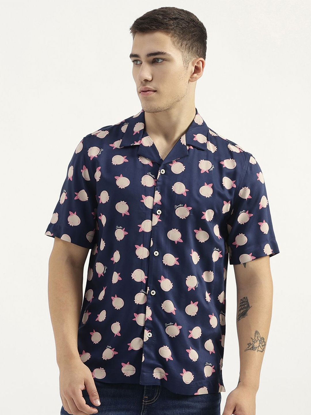

United Colors of Benetton Men Opaque Printed Casual Shirt, Blue