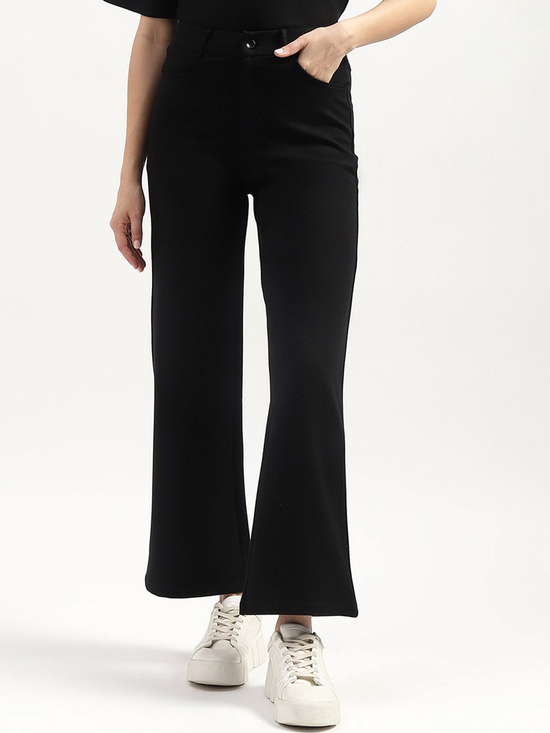 

United Colors of Benetton Women Straight Fit High-Rise Trousers, Black