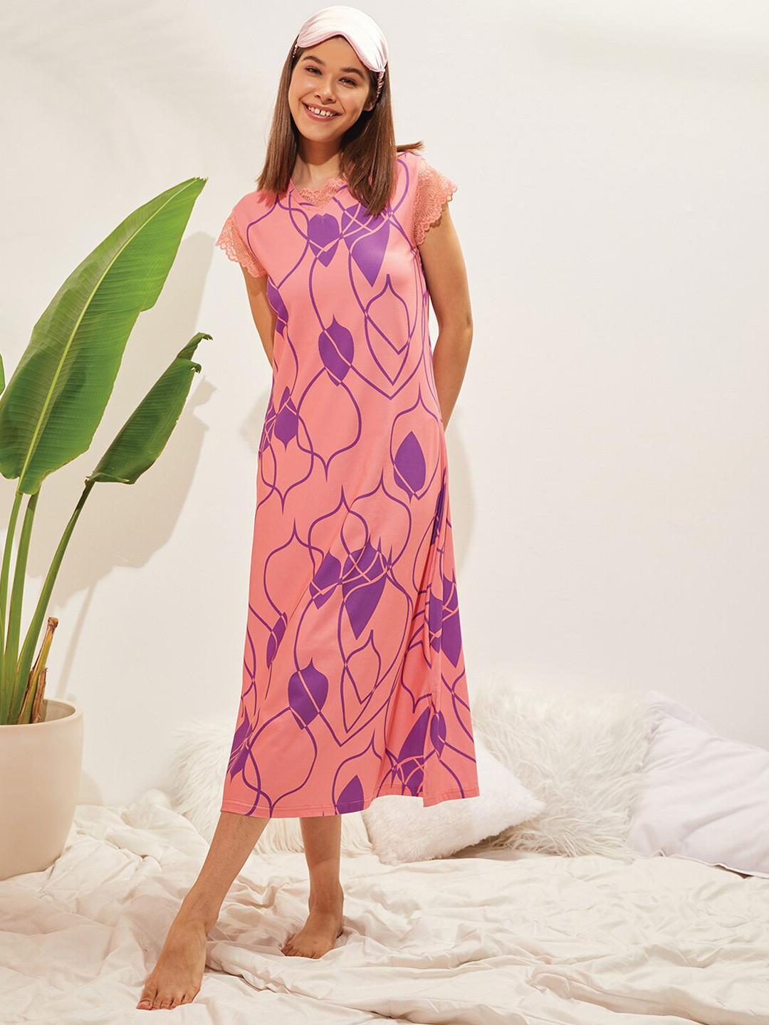 

Sweet Dreams Printed Nightdress, Pink