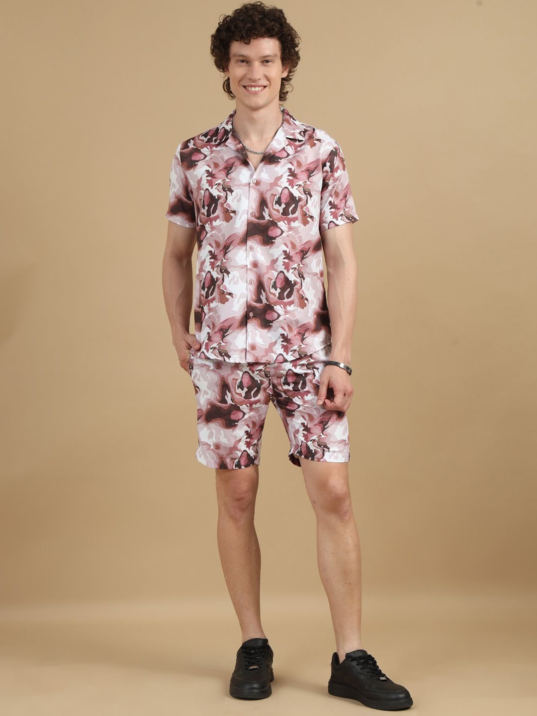 

Bushirt Men Printed Night suit, White