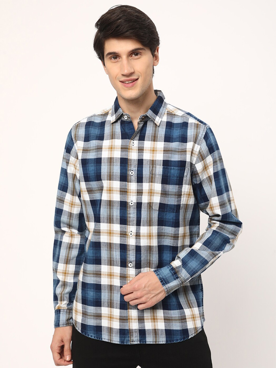 

R&B Men Slim Fit Opaque Checked Casual Shirt, Blue