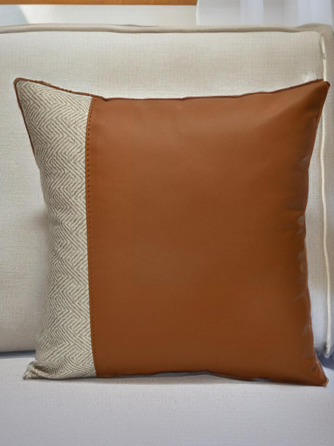 

Athome by Nilkamal Beige & Brown Colourblocked Leather Square Cushion Covers