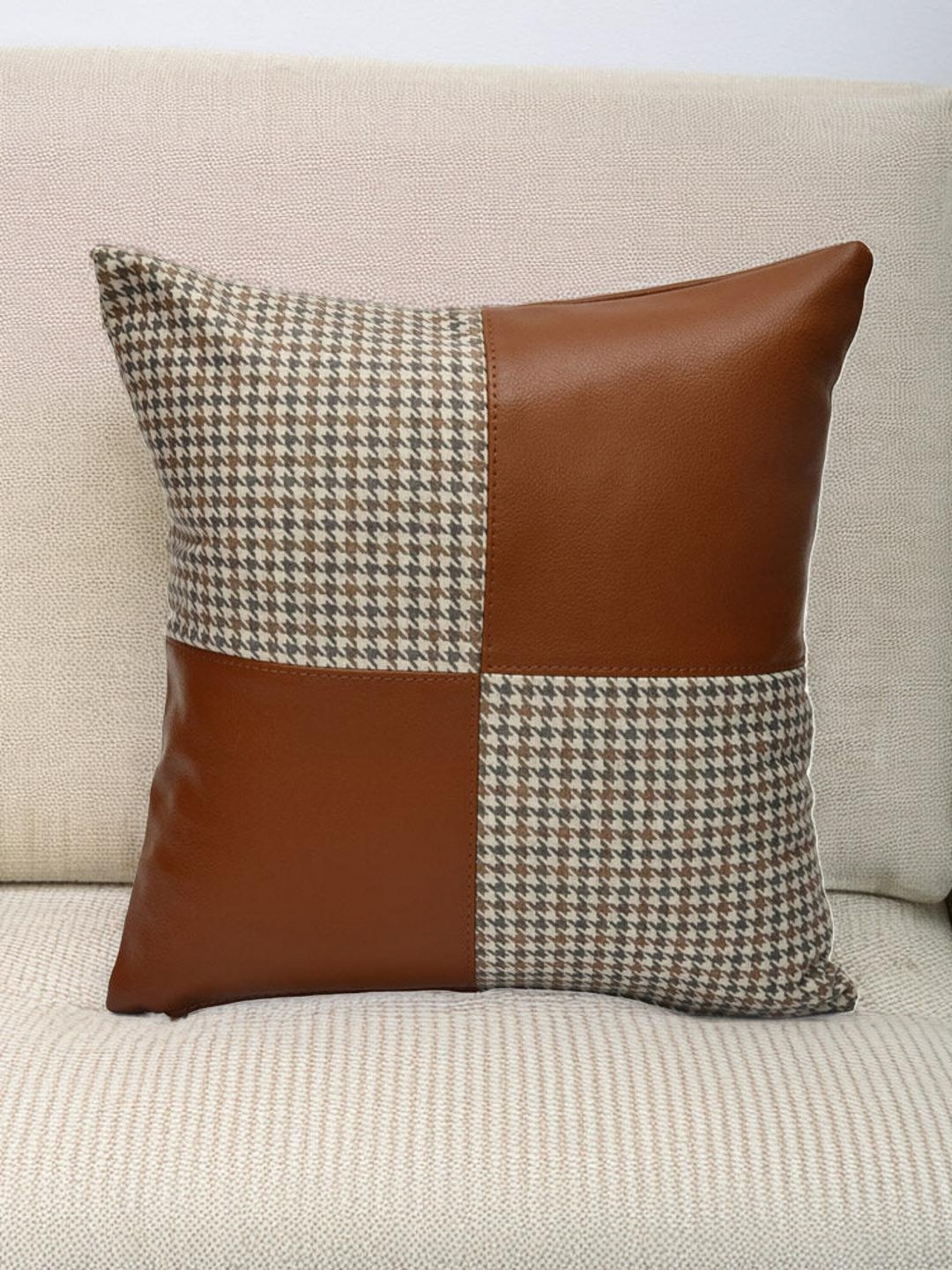 

Athome by Nilkamal Beige & Brown Colourblocked Leather Square Cushion Covers
