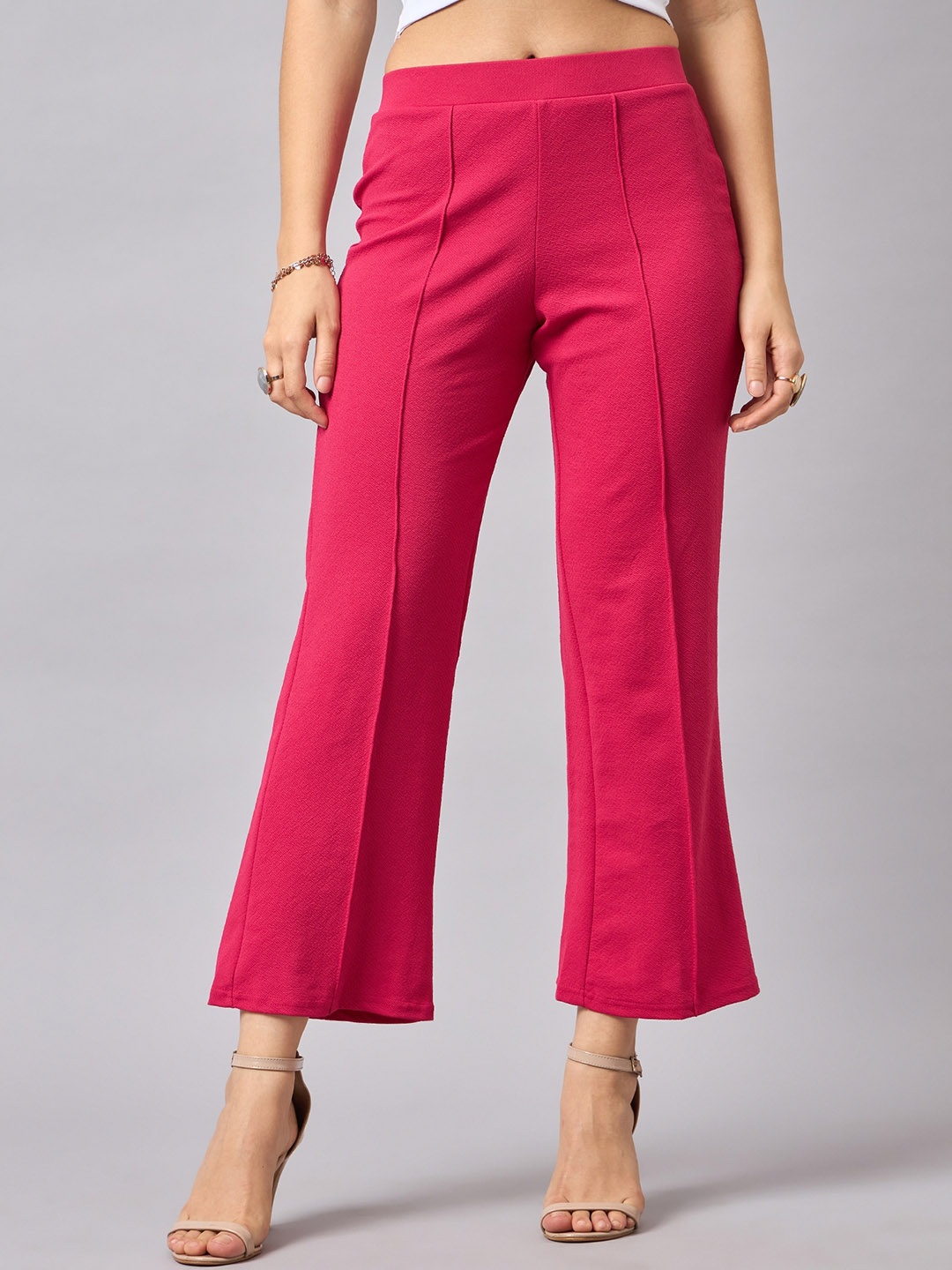 

The Roadster Lifestyle Co Women Cigarette Casual Trousers, Pink