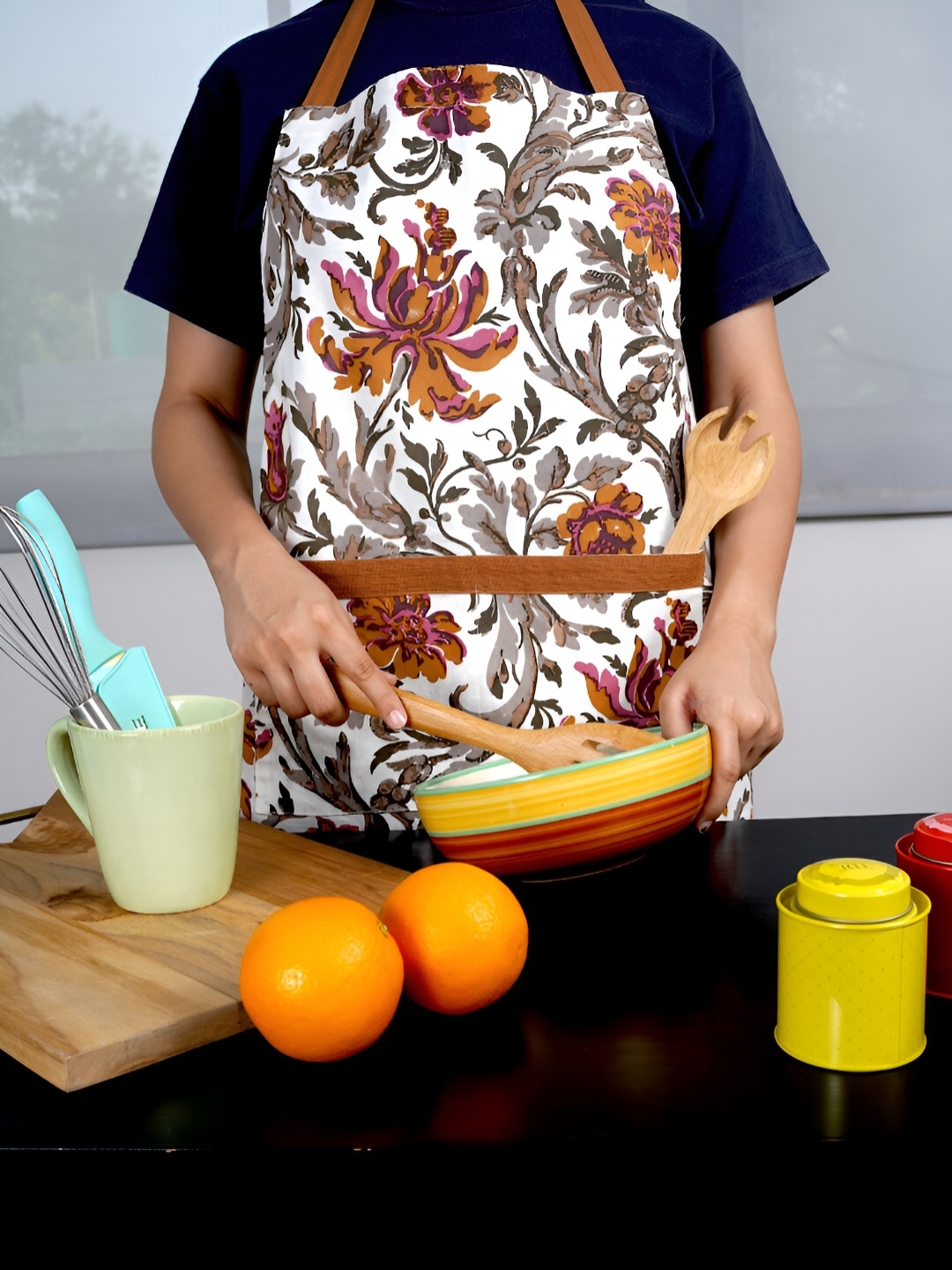 

Ratan Cart Brown Printed Cotton Apron