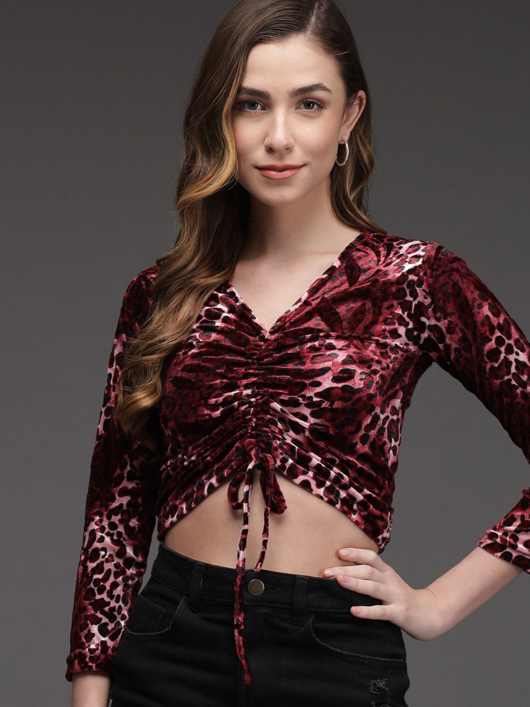 

TANDUL Printed Velvet V-Neck Crop Top, Multi