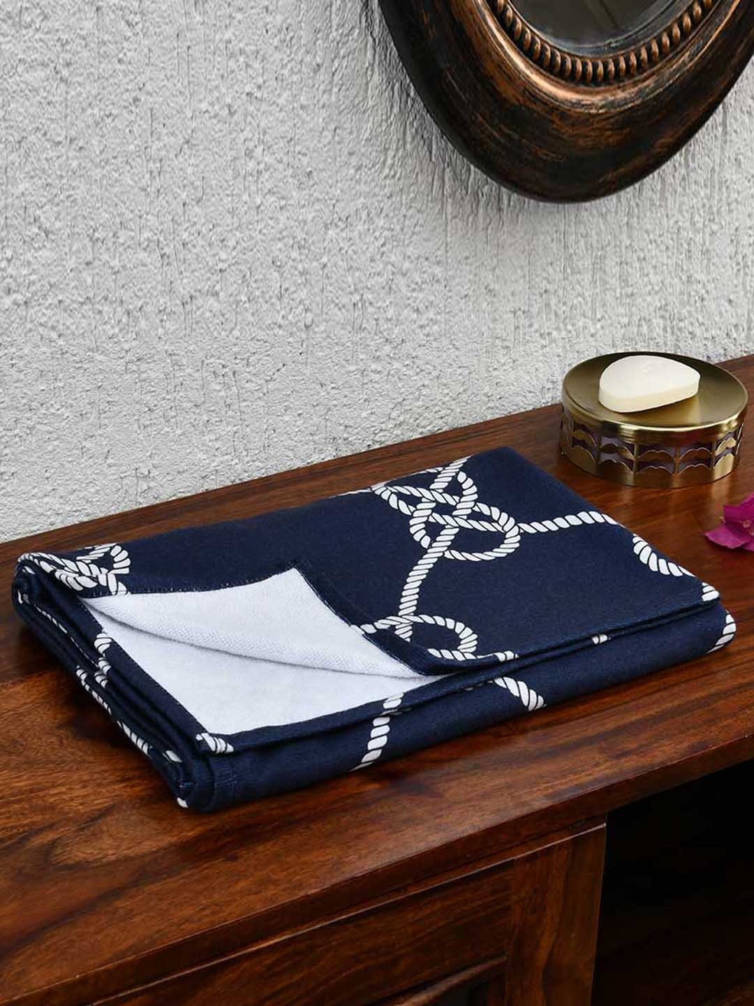 

Athome by Nilkamal Black & White 1 Printed Bamboo 210 GSM Bath Towel