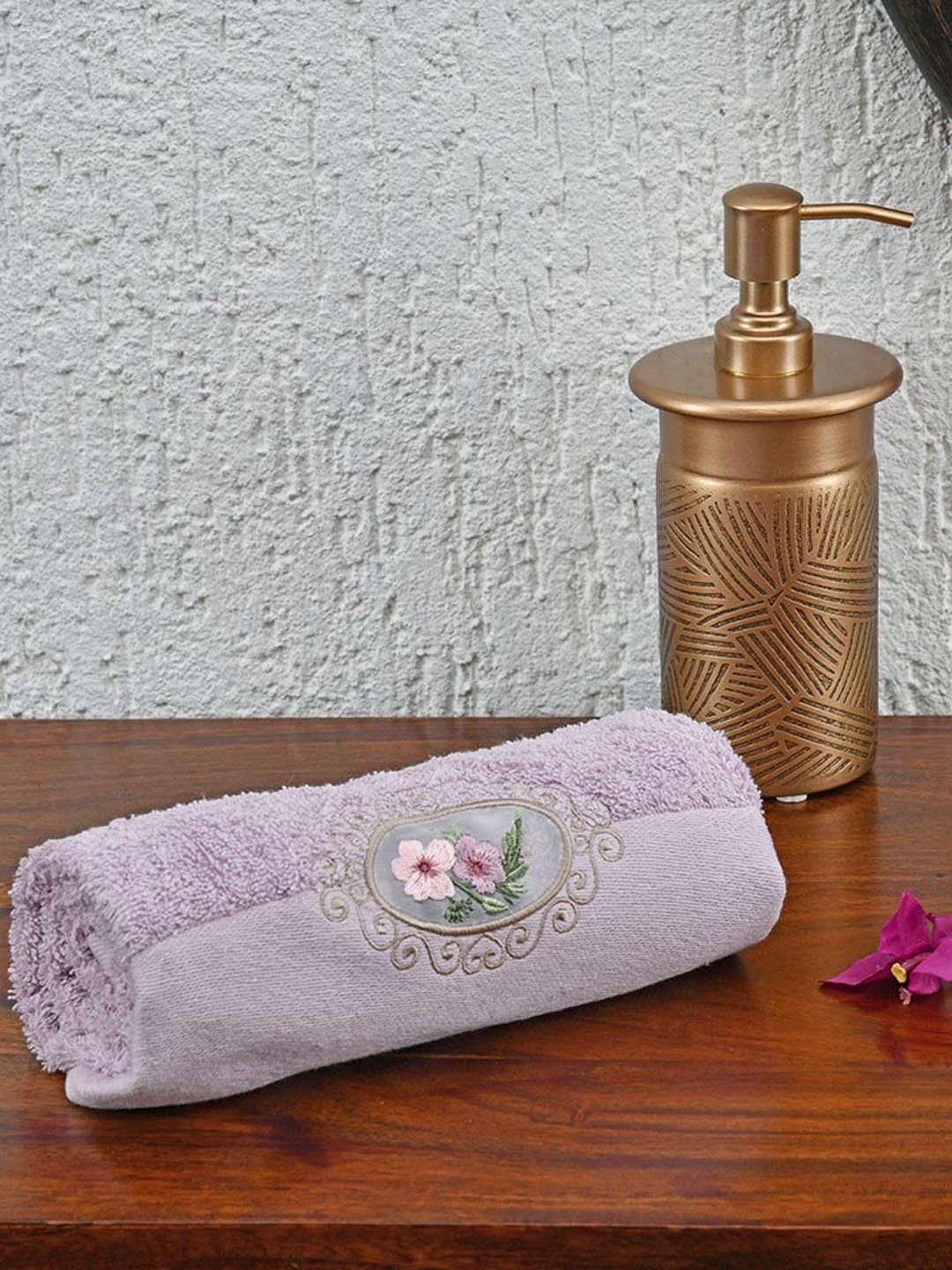 

Athome by Nilkamal Lavender Colored Arias Super Soft 500 GSM Cotton Hand Towel