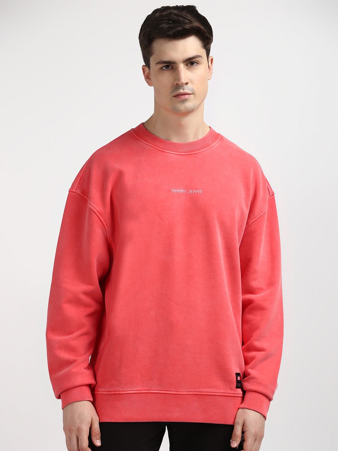 

Tommy Hilfiger Men Solid Pullover Sweaters, Red