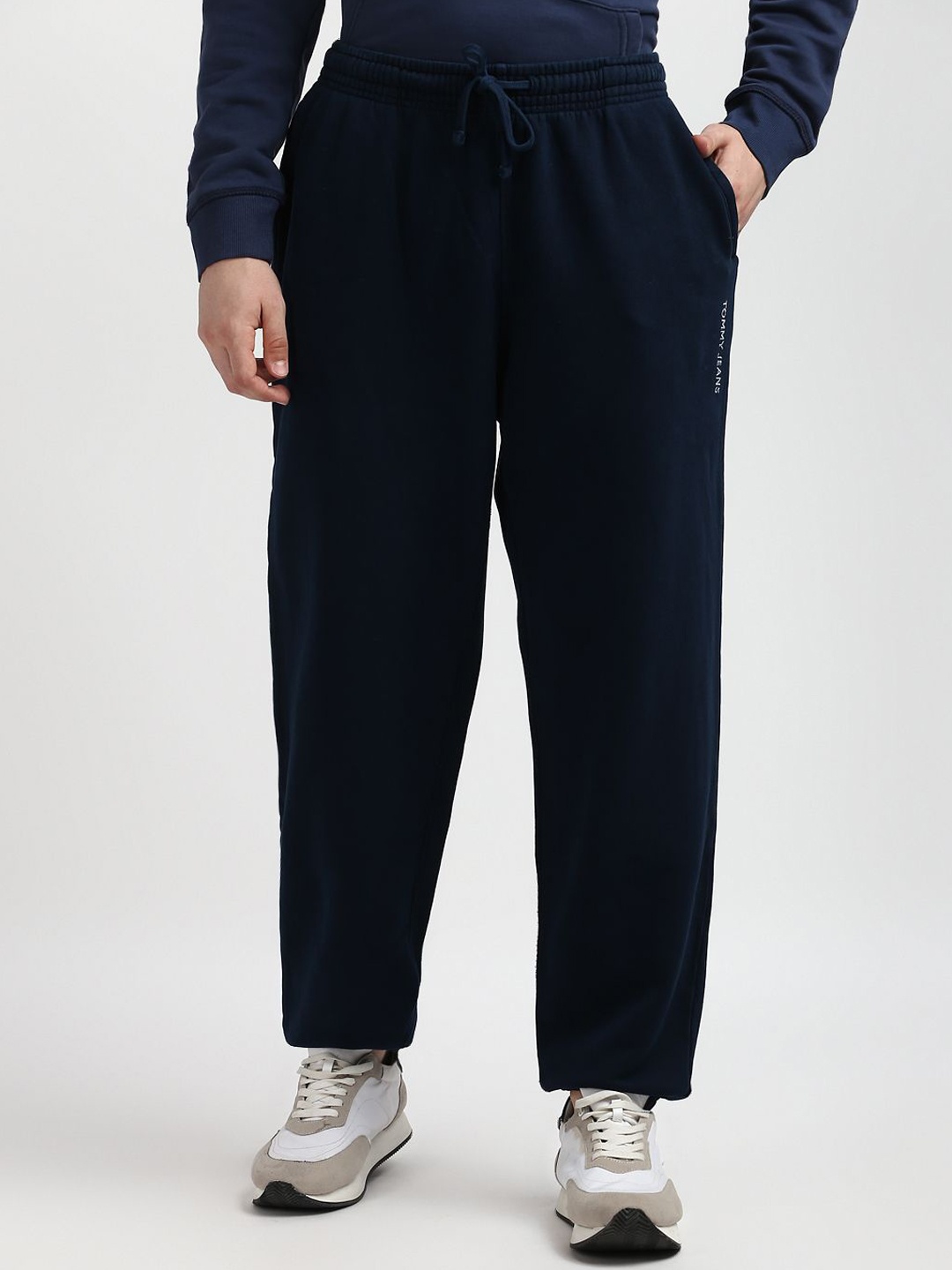 

Tommy Hilfiger Men Cotton Track Pants, Navy blue