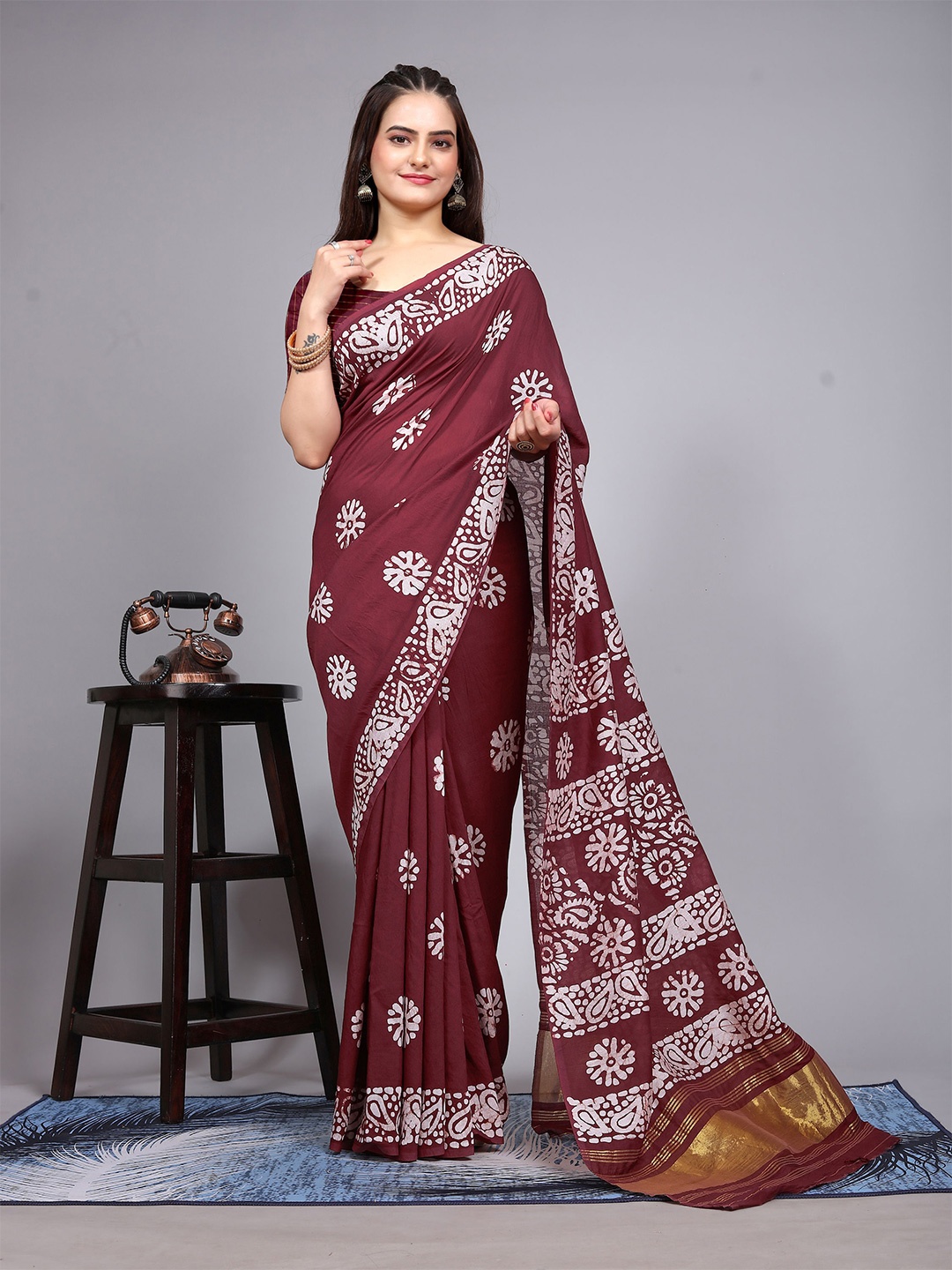 

V3 FASHION STUDIO Batik Zari Pure Cotton Saree, Maroon