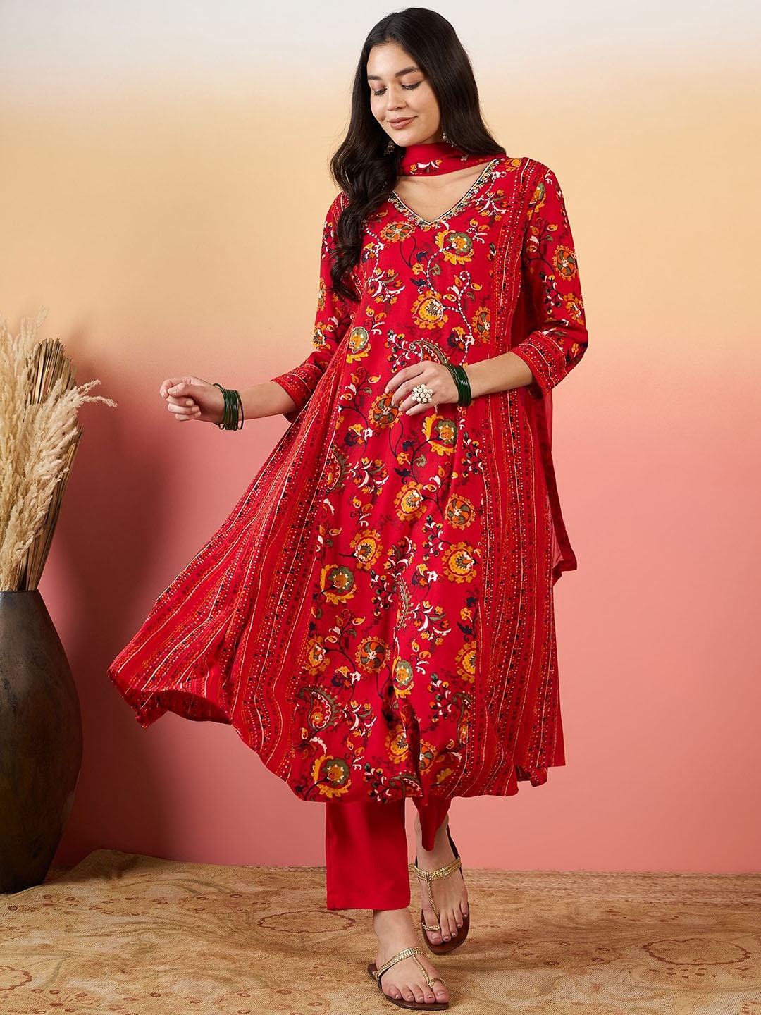 

KALINI Women Floral Printed Thread Work Anarkali Kurta with Palazzos & With Dupatta, Red