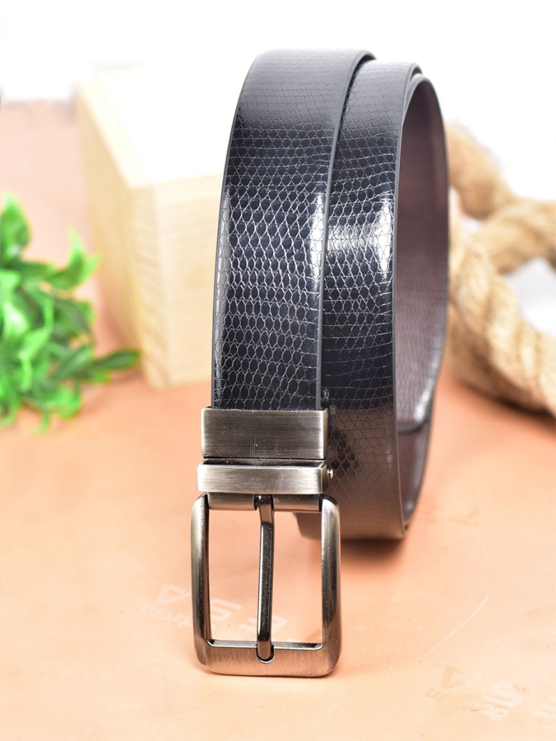 

WROGN Men Textured Formal Belt, Black