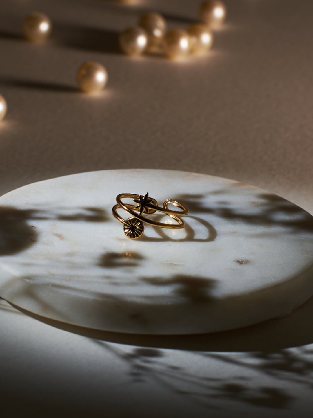 

SALTY Minimal Crescent Finger Ring, Gold