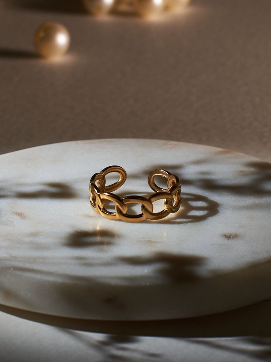 

SALTY Twinkling Finger Ring, Gold