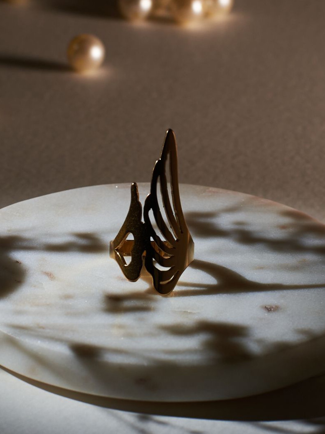 

SALTY Cutwork Old World Finger Ring, Gold