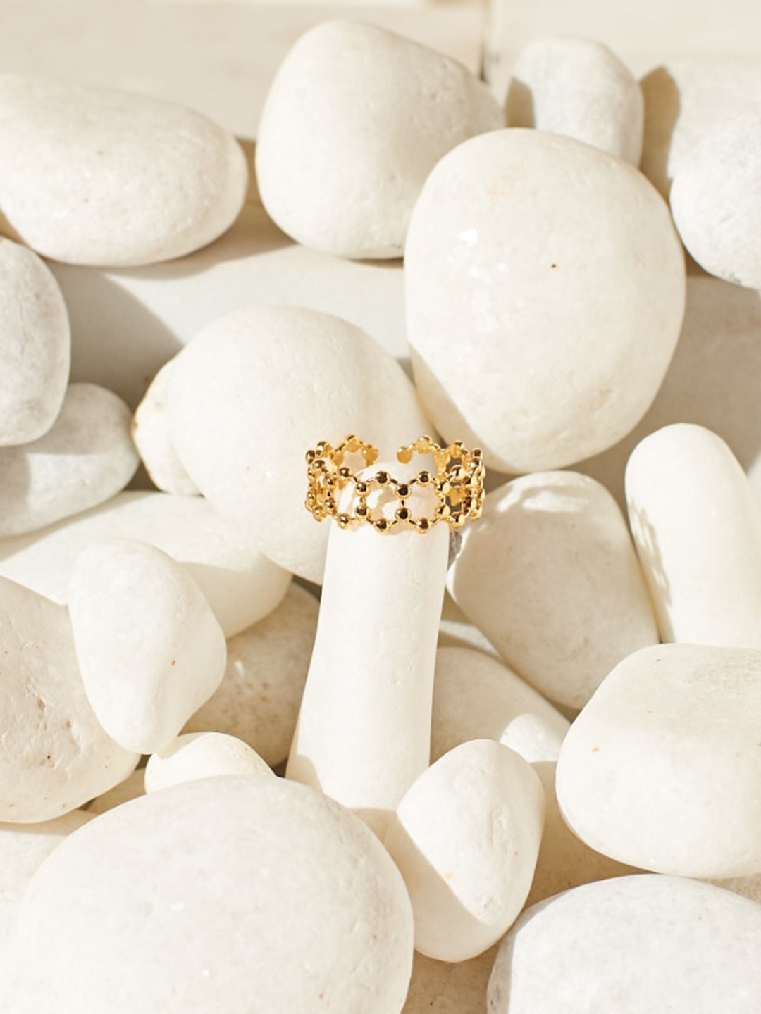 

SALTY Petite Polka Finger Ring, Gold