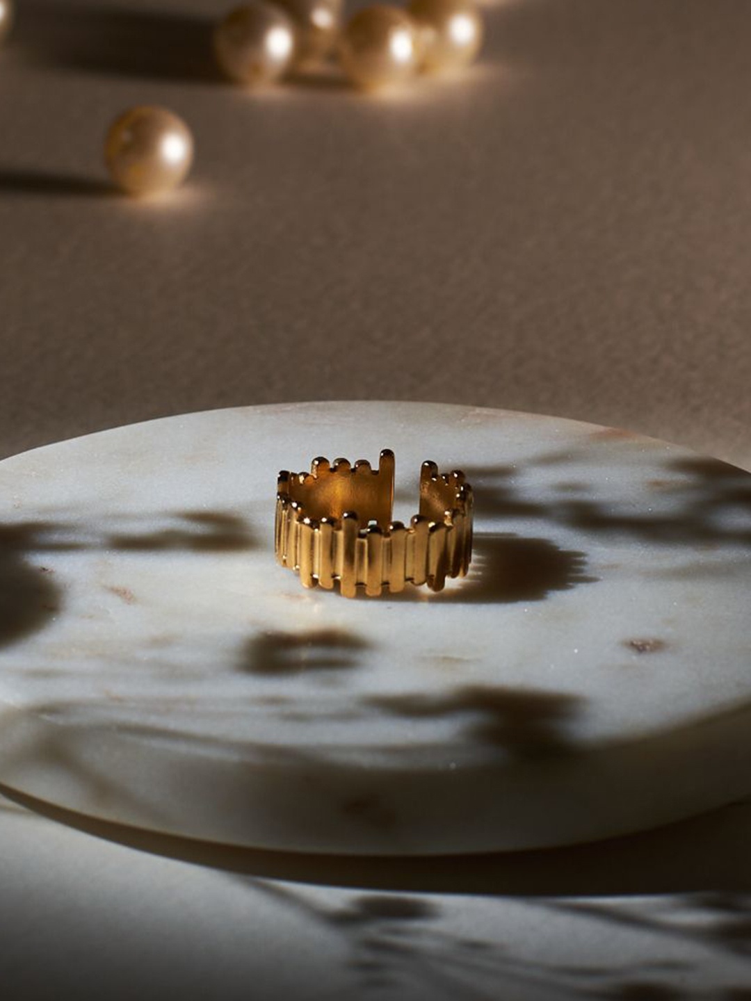 

SALTY Mighty Finger Ring, Gold