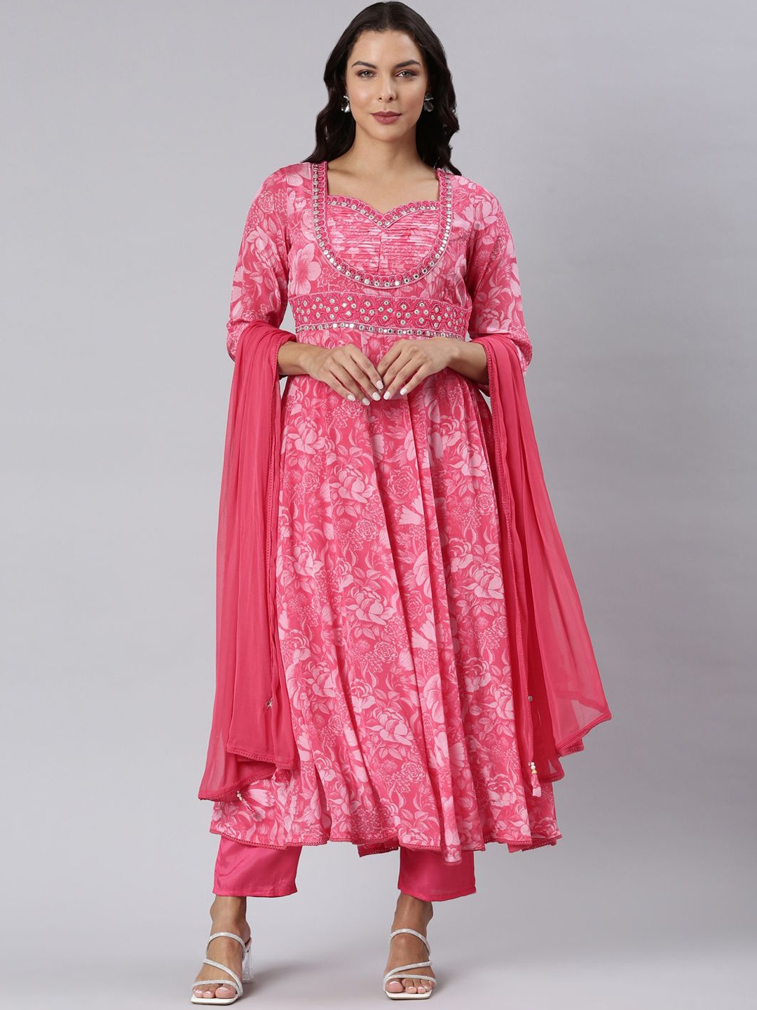 

Neerus Women Floral Printed Regular Mirror Work Kurta with Trousers & With Dupatta, Pink