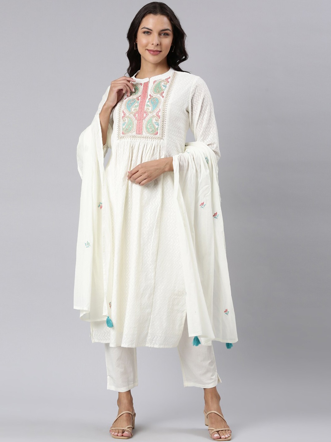 

Neerus Women Paisley Yoke Design Thread Work Pure Cotton Kurta with Trousers & Dupatta, Off white