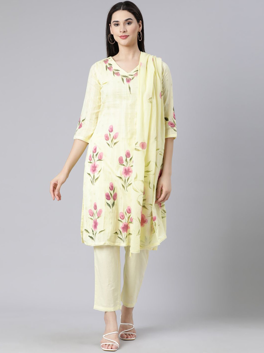 

Neerus Women Floral Printed Regular Pure Cotton Kurta with Trousers & With Dupatta, Yellow