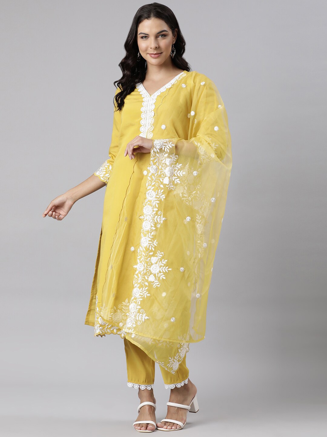 

Neerus Women Floral Yoke Design Regular Kurta with Trousers & With Dupatta, Yellow