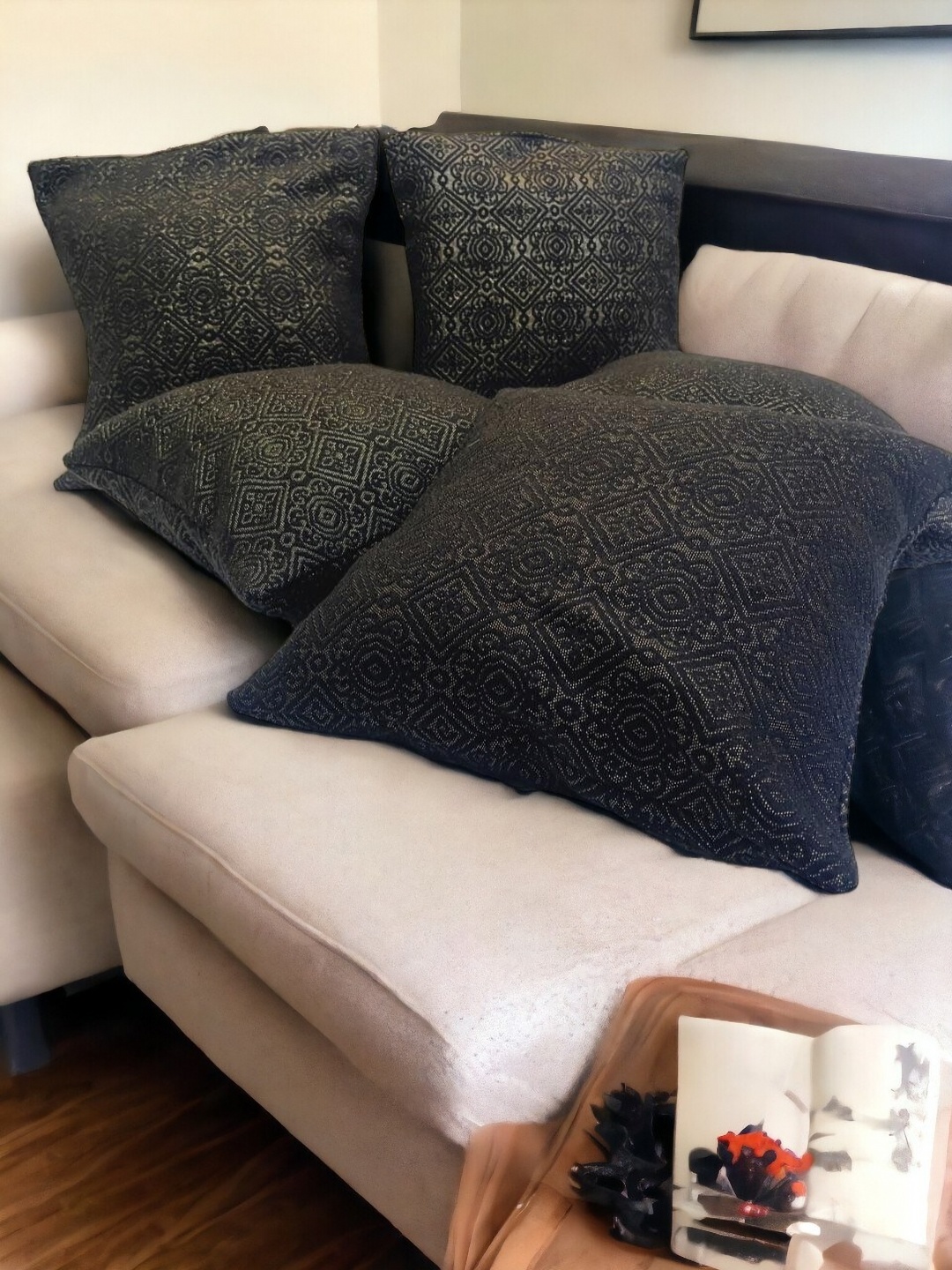 

THE COCOTIER Black Set of 5 Cushion Covers