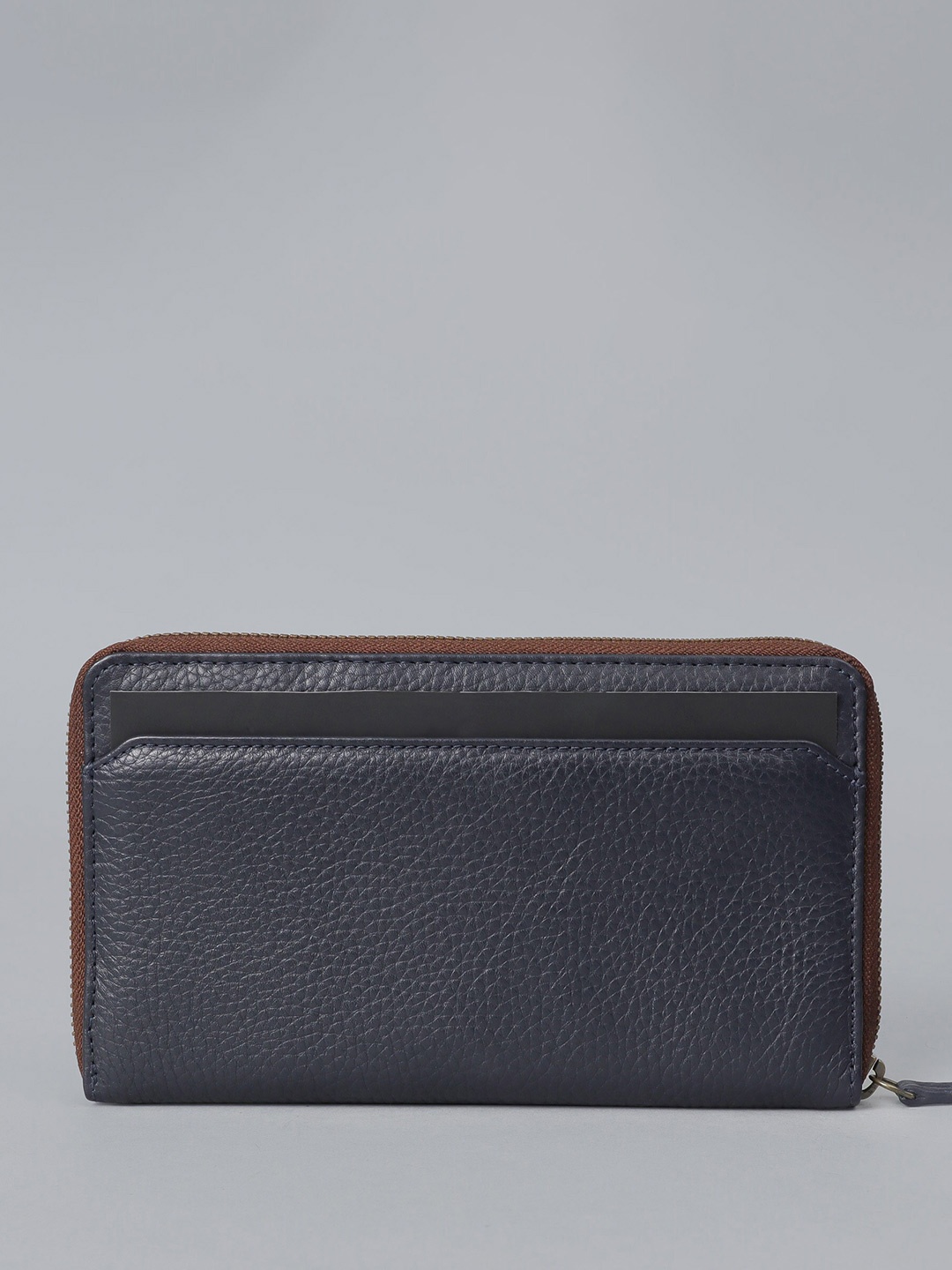 

OUTBACK Men Textured Leather Zip Around Wallet, Navy blue