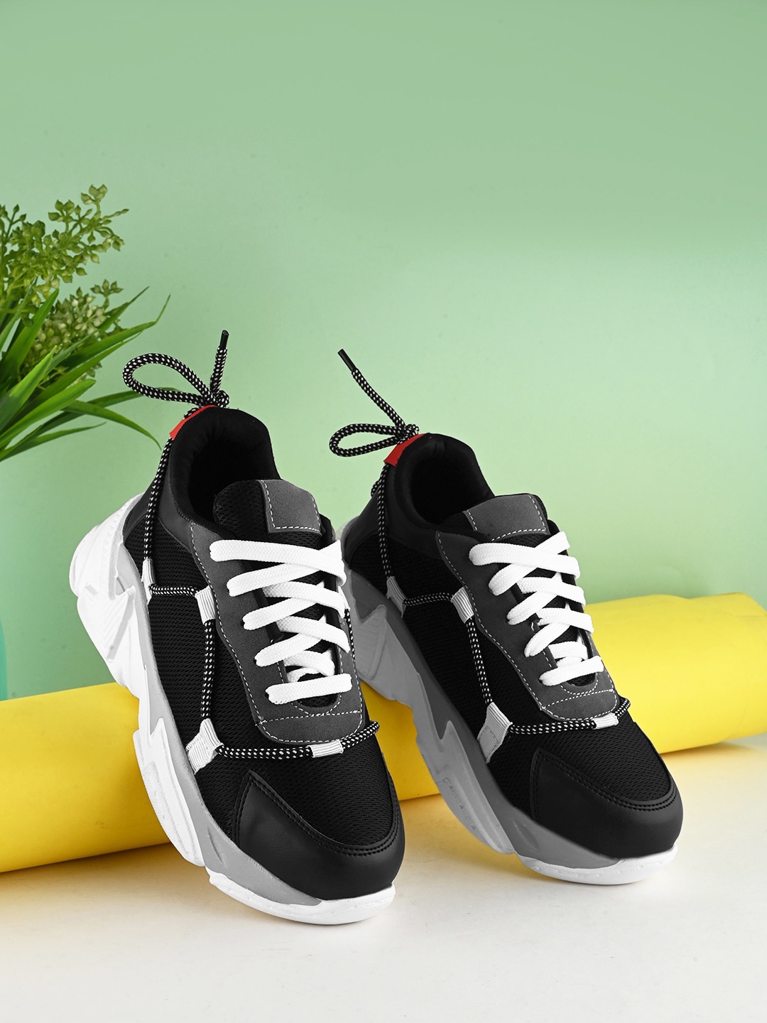 

The Roadster Lifestyle Co Women Regular Sneakers, Black