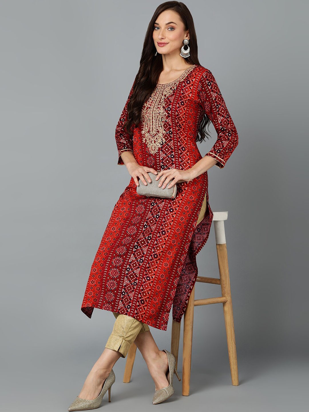 

Anouk Women Bandhani Printed Embroidered Straight Kurta, Maroon