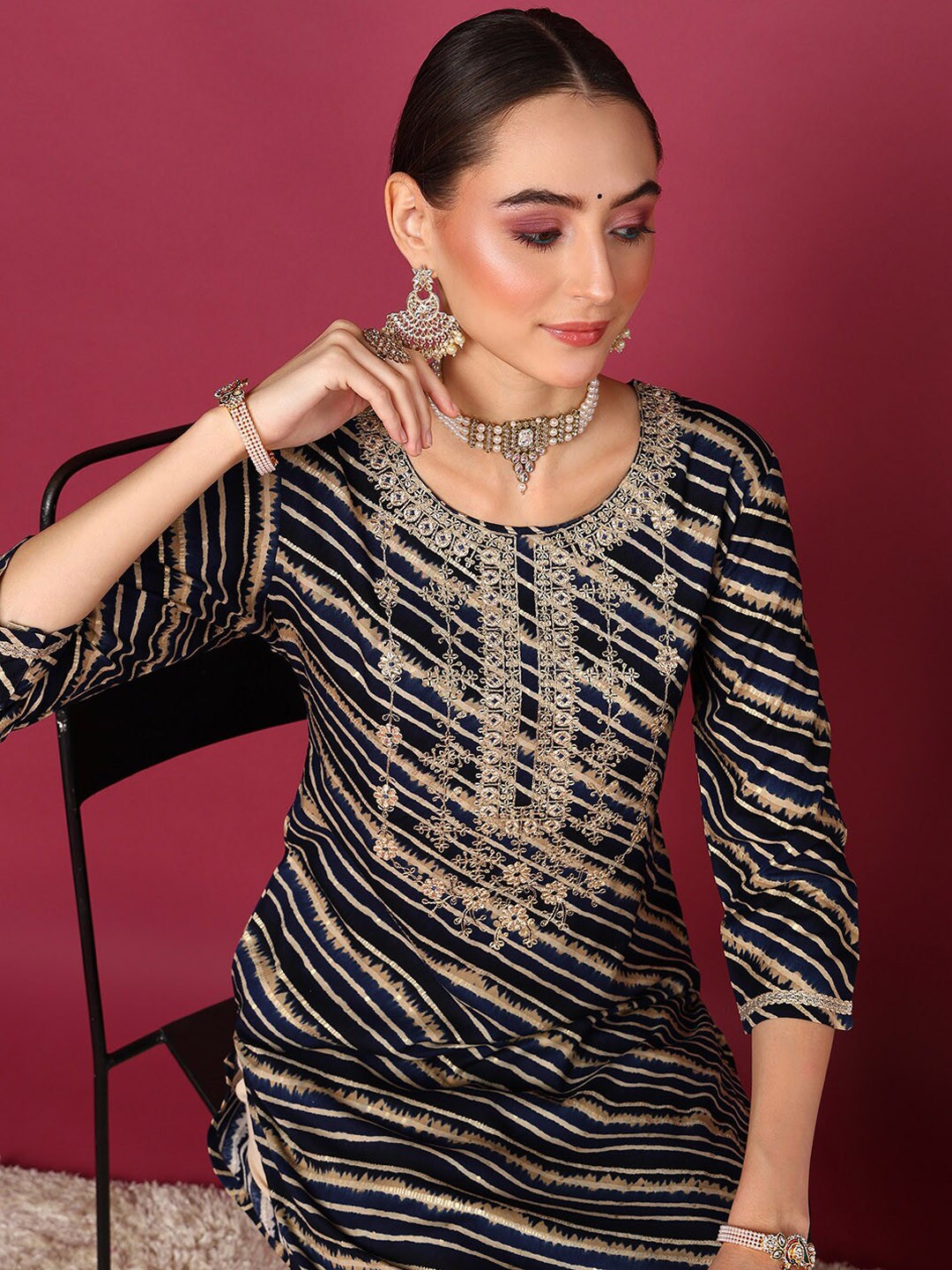 

Anouk Women Lehariya Printed Zari Work Kurta, Navy blue