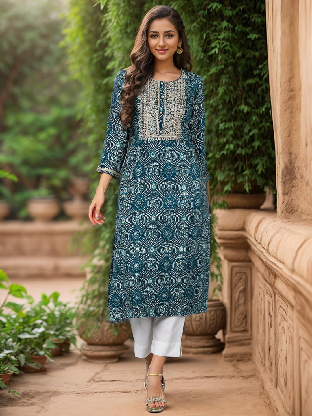 

Anouk Women Geometric Printed Gotta Patti Embroidered Kurta, Teal