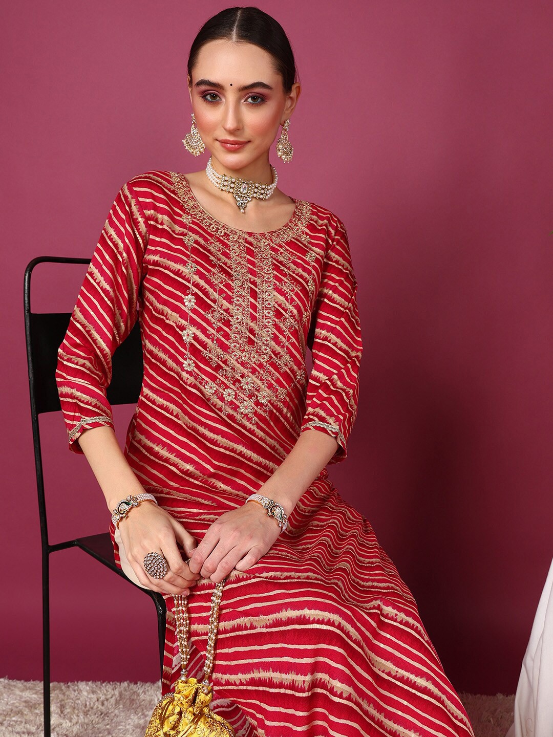 

Anouk Women Embroidered Leheriya Straight Kurta, Red