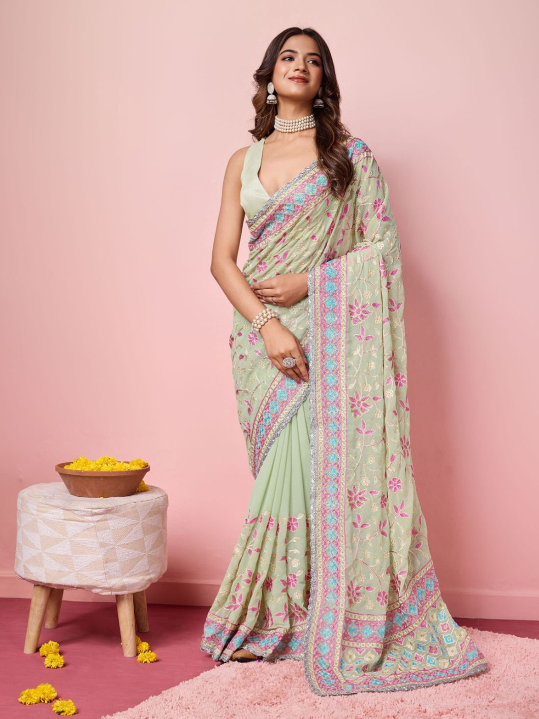 

VAIRAGEE Ethnic Motifs Embroidered Saree, Olive