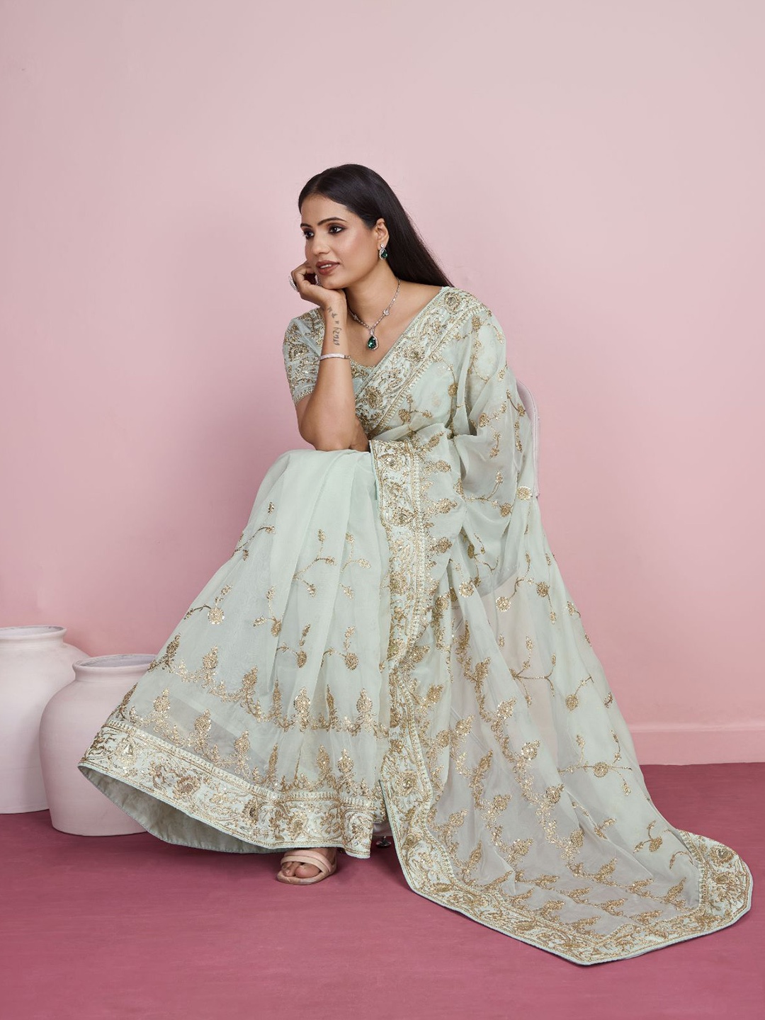 

VAIRAGEE Floral Embroidered Organza Saree, Olive