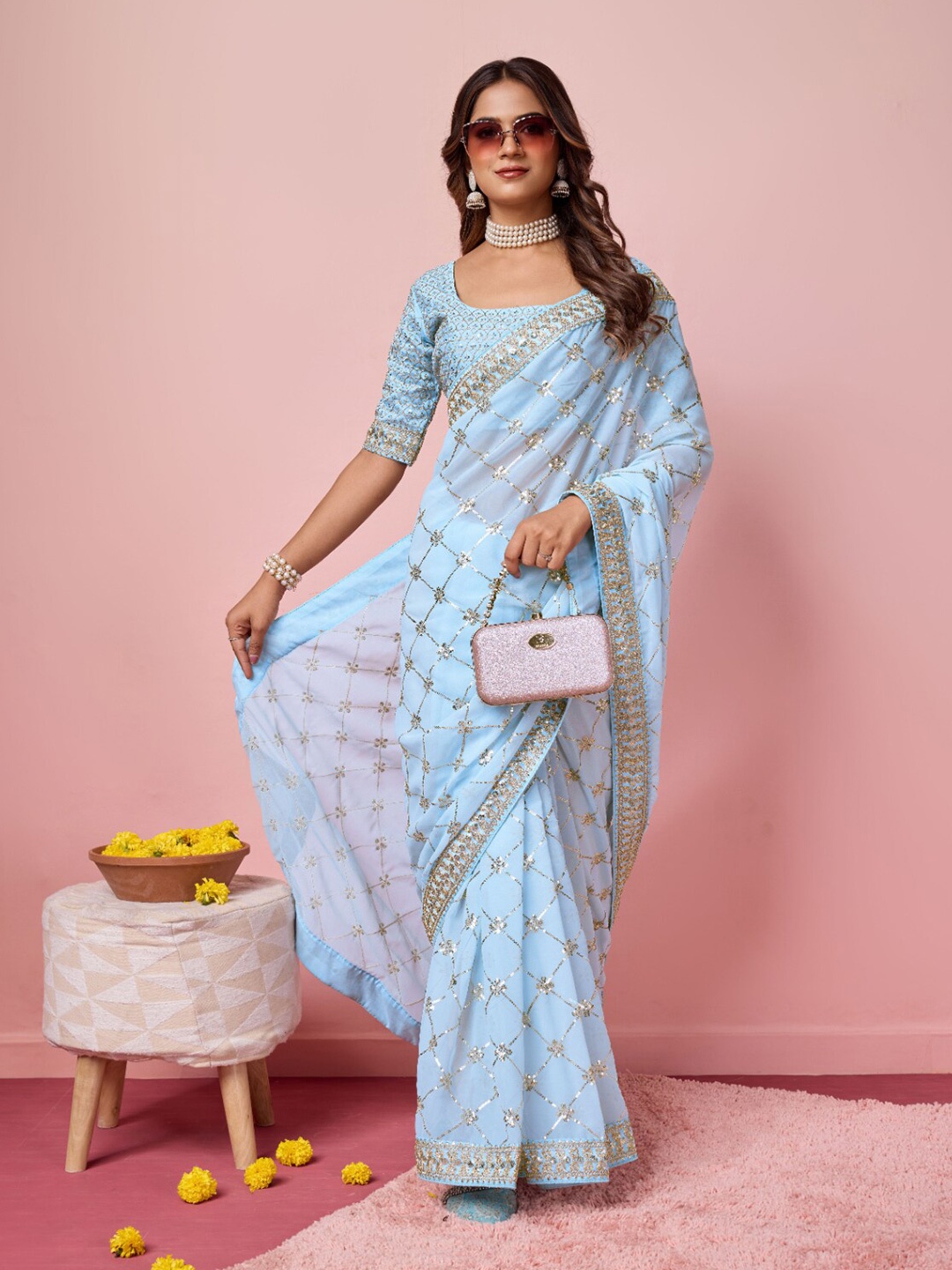 VAIRAGEE Embellished Sequinned Saree, Blue