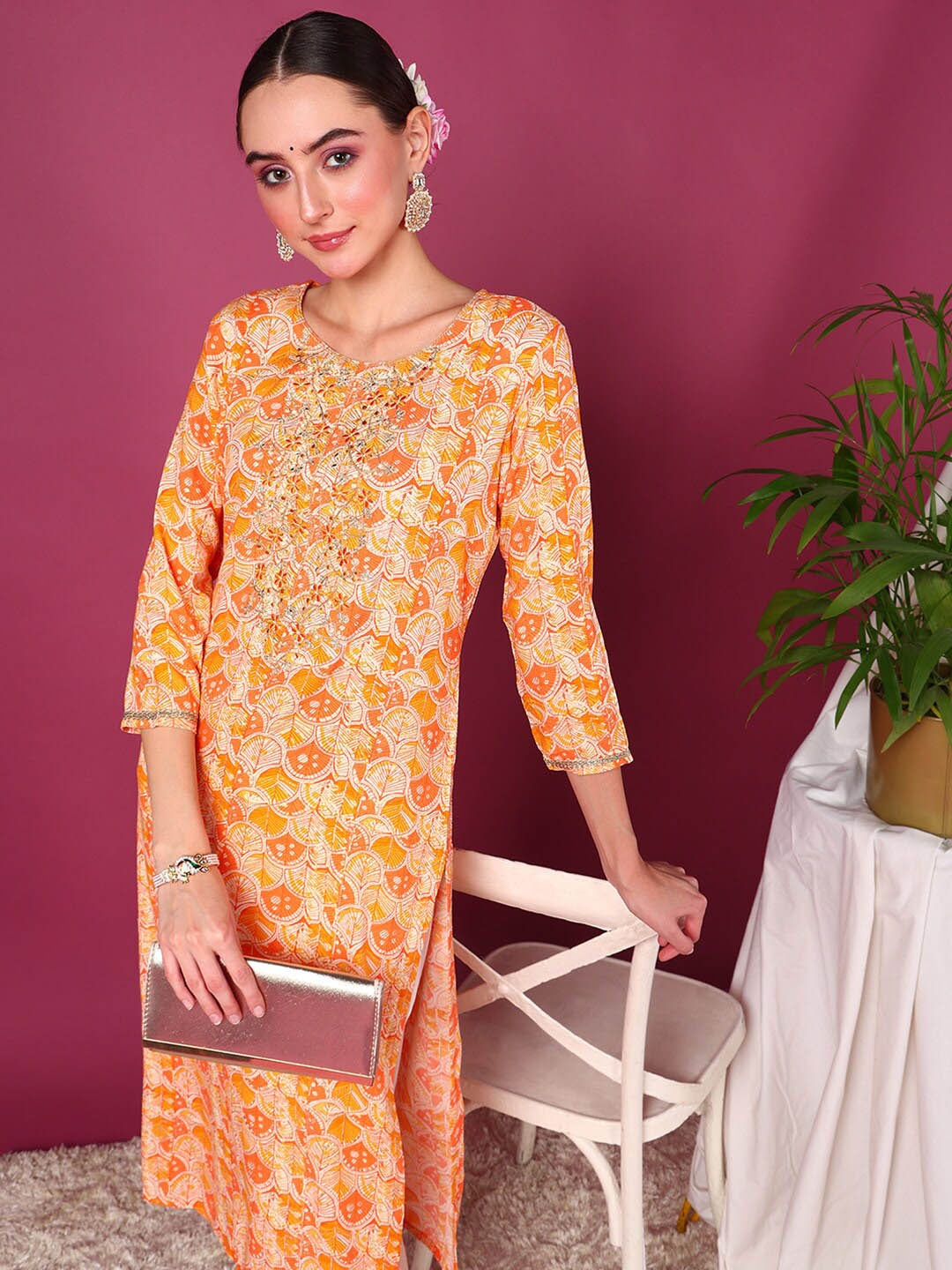 

Anouk Women Ethnic Motifs Embroidered Straight Kurta, Orange